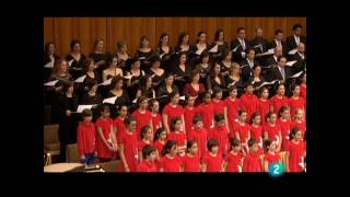 Adeste Fideles Concierto de Navidad Orquesta y Coro RTVE Alfredo García l Barítono [upl. by Luba]