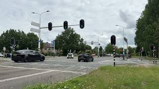 3 minutes and 49 seconds at a large Dutch signalized intersection [upl. by Shoifet]