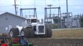 BIG BUD STEIGER TIGER AND 8020 JOHN DEERE PLOWING AT THE 2009 12 CENTURY OF PROGRESS RANTOUL IL [upl. by Bale]