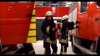 Einsatz Blaulicht  Notruf für die Berufsfeuerwehr Kiel [upl. by Aramoix]