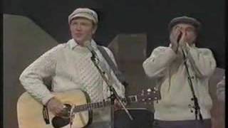 Clancy Brothers and Tommy Makem Shoals of Herring Late Late [upl. by Airtemak]