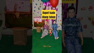 Lisa dapet kado ulang tahun dari sinta santi rumahbarbie barbie [upl. by Haerb]