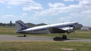 Douglas DC 3 Rolling UHD 4K Paris Air Show Le Bourget LFTA PEF 2015 [upl. by Windzer899]