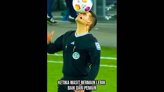 Ketika Wasit Bermain Lebih Baik Dari Pemain 😳 [upl. by Iramo]