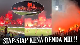 PASTI KENA SANKSI LAGA DITUNDA Full Momen Mencekam Suporter Nyalain Flare Usai Laga Bali vs Borneo [upl. by Cowey443]