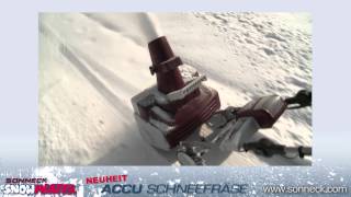 Schneefräse Sonneck Snowmaster Accu450 [upl. by Tullius487]