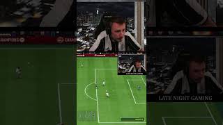 Diego Forlán bicycle kick  julezelpistolero auf Twitch [upl. by Zerk]