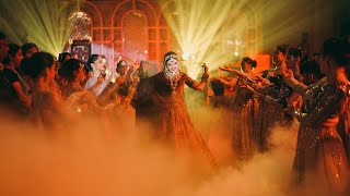 Bridal Entry  Don’t miss this surprise bridal entry  Sab ki baaratein ayi dance [upl. by Japha973]