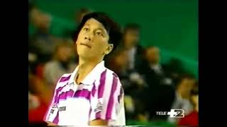 Michael Chang vs Stefan Edberg  1990 Munich Grand Slam Cup R1 Highlights [upl. by Nad464]