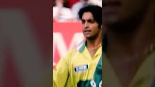 shoaib akhtar best bowling 😈 [upl. by Rhee]