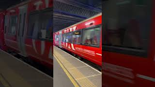 Gatwick express class 387 arriving at Gatwick Airport 8824 [upl. by Baxy]