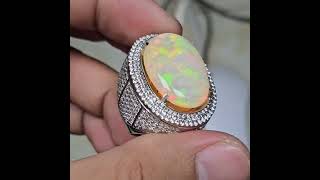 Natural Rainbow Yellowish White Opal Kalimaya Ethiopia No Treatment 2112 carats Certificate MRI lab [upl. by Eilojne]