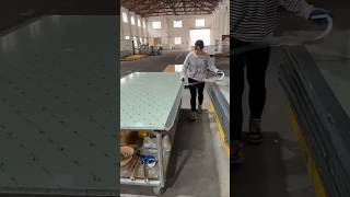 Aluminum honeycomb panel trimming process [upl. by Macintyre601]