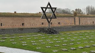 Gestapo Gefängnis KLEINE FESTUNG  Teil des KZ Theresienstadt Rundgang und Eindrücke [upl. by Nwatna]