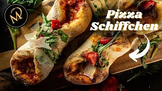 Pizzaschiffchen  die etwas andere Pizza  Klassischer Pizzateig selber machen 🍕 [upl. by Naihtsirc]