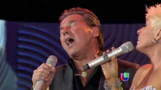 Tan Enamorados Ricardo Montaner ft Yuri En Vivo [upl. by Ttegdirb752]