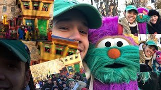 SESAME STREET ROSITA ABBY ELMO ZOE OSCAR amp MORE AT THE MACYS THANKSGIVING DAY PARADE 2018 [upl. by Aicilas]