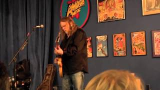 Warren Haynes It Hurts Me Too Amoeba Records 42312 Haight Street SF [upl. by Ymac833]