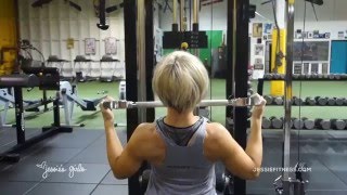 Jessies Girls Training Programs Lat Pulldown parallel grip [upl. by Allegra]