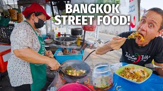 Bangkok Street Food  2 SPICY SQUID  Real Local Thai Food [upl. by Crispa161]