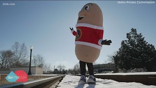 So Idaho Spuddy Buddy turns heads at the Famous Idaho Potato Bowl [upl. by Isbella]