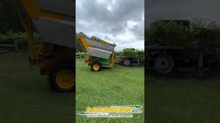 Gregoire GPrima Grape Harvester and New Holland T4040F Tractor Harvesting Wine Grapes [upl. by Aliza]