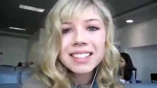 Jennette McCurdy And Nathan Kress in the airport [upl. by Aisak]