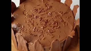 كيكة راس السنة 2019 من اروع ما يكون هائلة و تذوب في الفم gateau reveillon facile 2019 [upl. by Vaish487]