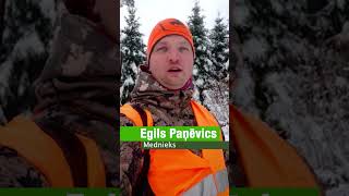 Egils Paņēvics ir jaunais mednieks Viņš lasa žurnālu Medības [upl. by Theola679]