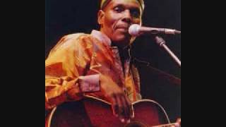 Oliver Mtukudzi MAMURAMBA [upl. by Lelia]