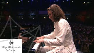 Schumann Klavierkonzert  Hélène Grimaud  Thomas Hengelbrock  NDR Elbphilharmonie Orchester [upl. by Ylus979]