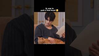 Yeonjun’s cat wasn’t in a good mood 😭 parisfashionweek txt yeonjun kpopidols tiktokvideos moa [upl. by Nilson]