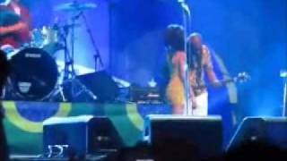 Amy Winehouse last performance on stage at ITunes Festival july 20 2011 [upl. by Stoat]