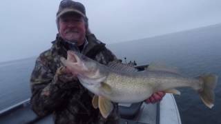 quotHowToquot Rig For Jigging Walleye WALLEYE FISHING TIPS [upl. by Lumpkin]