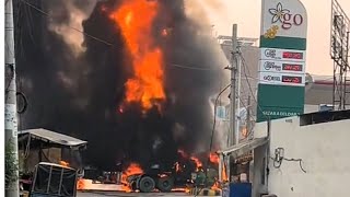 fsd go petrol pump oil tanker fire canal road inncident [upl. by Eitten]