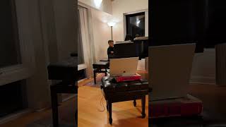 5 Year Old Plays Blue by Eiffel 65 On Piano Jelijah Diaz piano childprodigy talentedkids pianist [upl. by Eydnarb]