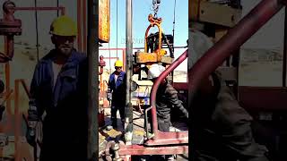 Tripping Floorman rig ad drilling oil tripping [upl. by Kaehpos]