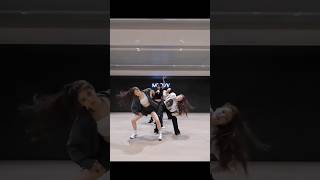 This dance break is fireee 🔥🔥 meovvchallenge meovv [upl. by Ocirnor]