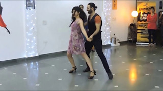 Nashe Si Chadh Gayi  Bollywood Salsa Dance  StepKraft [upl. by Fred]