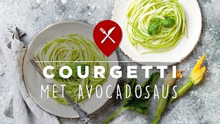 Courgette spaghetti courgetti met avocadosaus [upl. by Barbuto18]