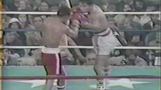 Roberto Duran vs Esteban DeJesus III Rounds 1012 [upl. by Auliffe245]