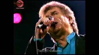 Conway Twitty  Youve Never Been This Far Before 1992 Live HQ [upl. by Dorey536]