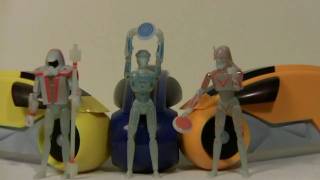 Tron Medicom Figure with Light Cycle Review in HD [upl. by Zedekiah]