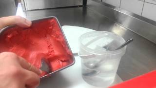 Faire des quenelles de glace  boule de sorbet [upl. by Laural193]