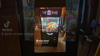 Toy house claw machine arcade arcadegame clawmachinemaster clawmachine pokemon minecraft lego [upl. by Hakaber101]