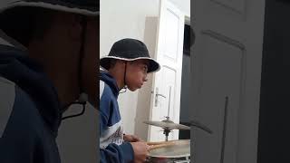 tocando dobrado na bateria [upl. by Ainahs16]