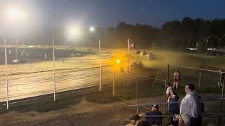 81024 Mod 4 cyl feature Latrobe speedway [upl. by Yelwar178]