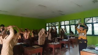 Ice Breaking Games BUAT ANGKA PAKAI BADAN [upl. by Akahc]