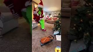 Grinch vs Santa christmas grinch santa thegrinch elf funny [upl. by Adrien]