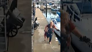 New video shows moments after otter attack in Bremerton [upl. by Dolan]